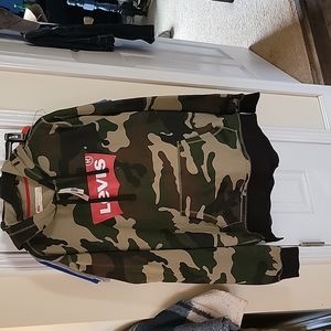 Levi's camo hoodie